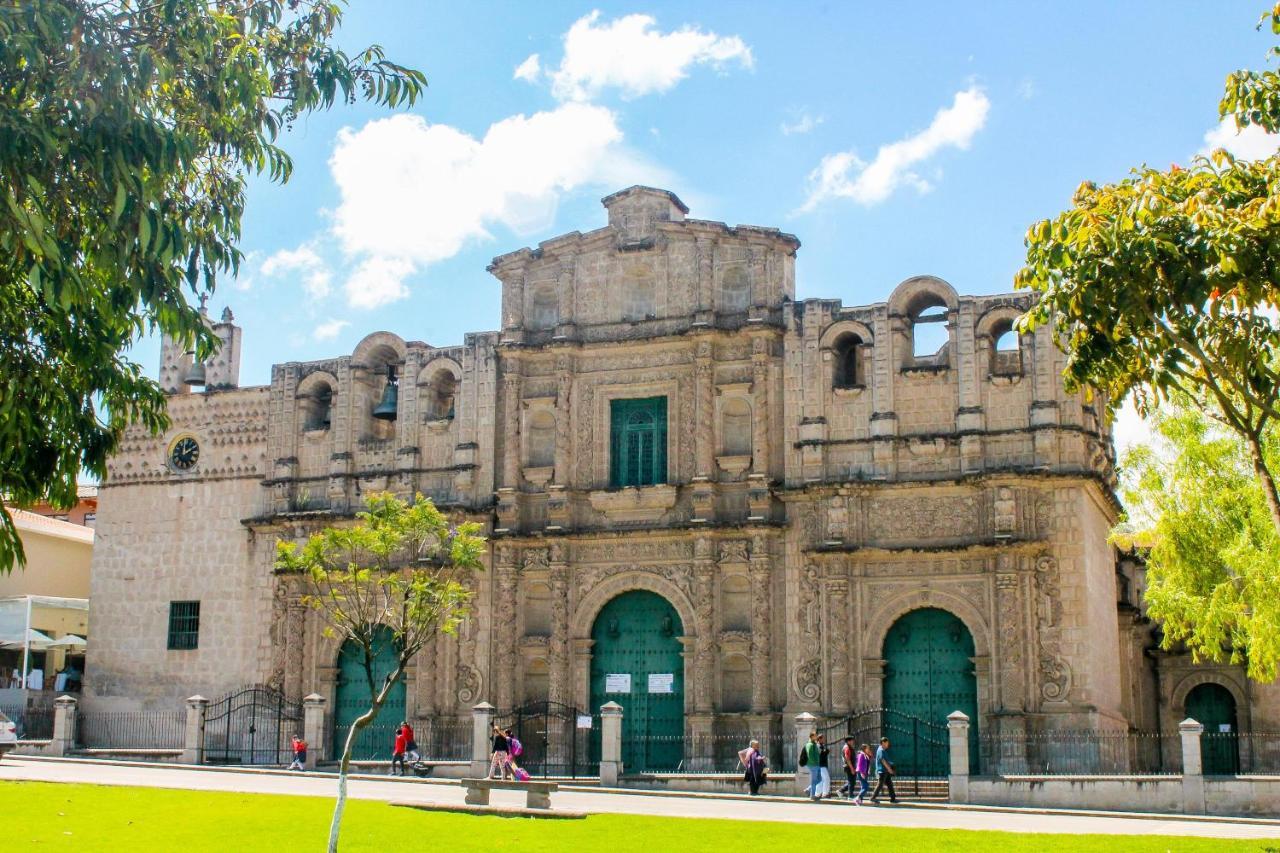 Hatuchay Inka Apart Hotel Cajamarca Exterior foto